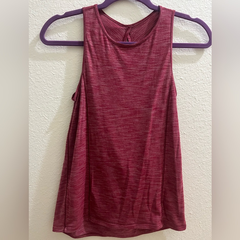 Lululemon tank top